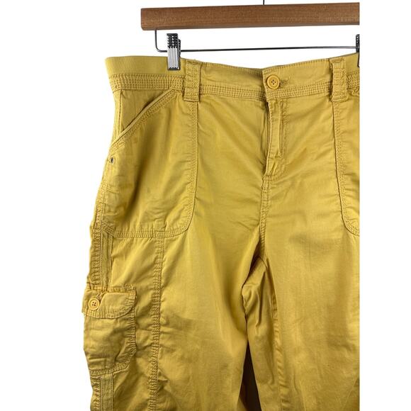 Women’s Style & Co Size 16 Mustard Yellow Cargo Capris - Picture 2 of 5